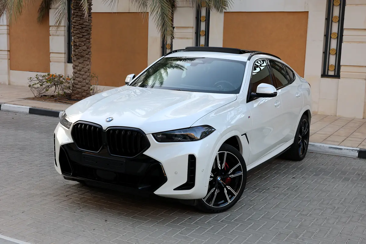 BMW X6-XDrive40i-2024-47000KM-GCC SPECS-UNDER WARRANTY SERVICE- EXCELLENT CONDITION - Thumbnail 2