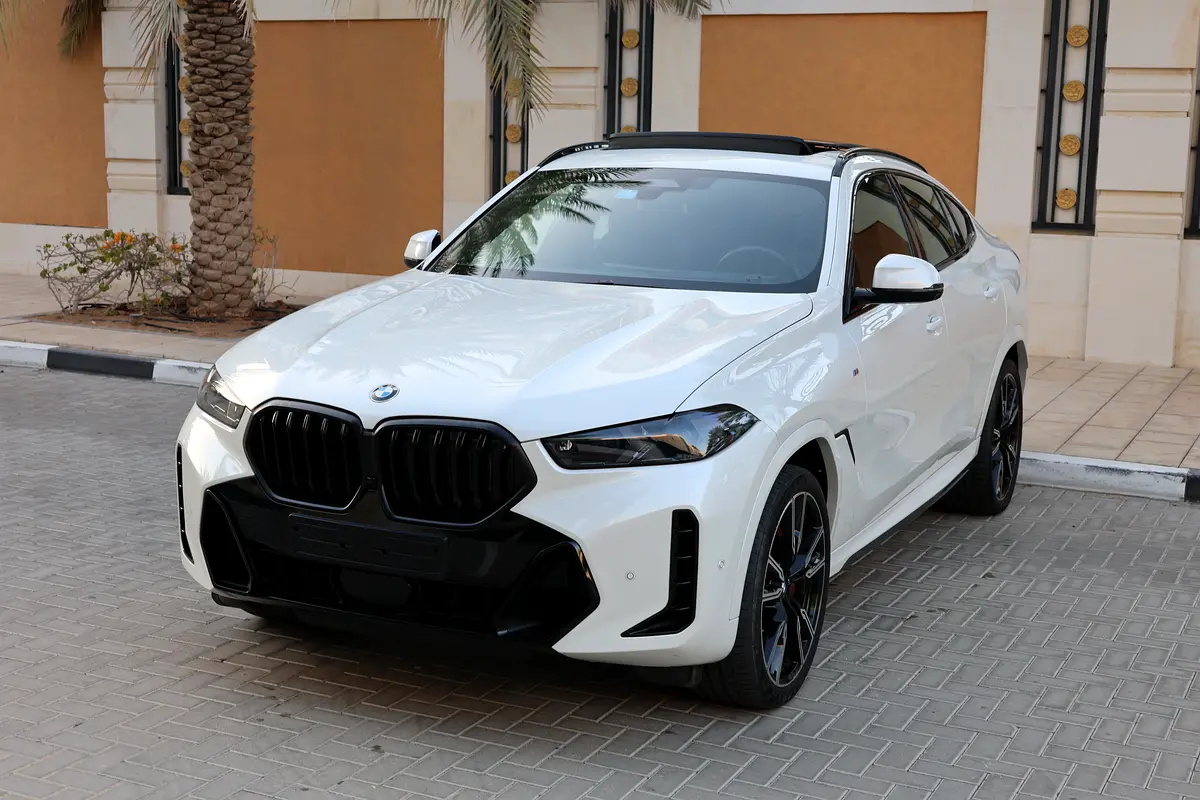 BMW X6-XDrive40i-2024-47000KM-GCC SPECS-UNDER WARRANTY SERVICE- EXCELLENT CONDITION - Thumbnail 5