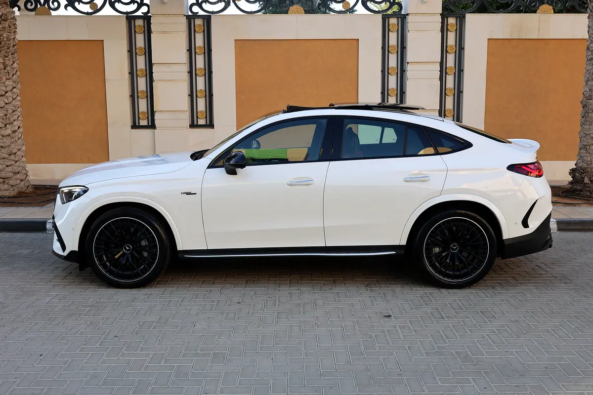 Mercedes-Benz -GLC43- COUPE 570KM-2025-GCC SPECS -BRAND NEW warranty service from GARGASH - Thumbnail 8
