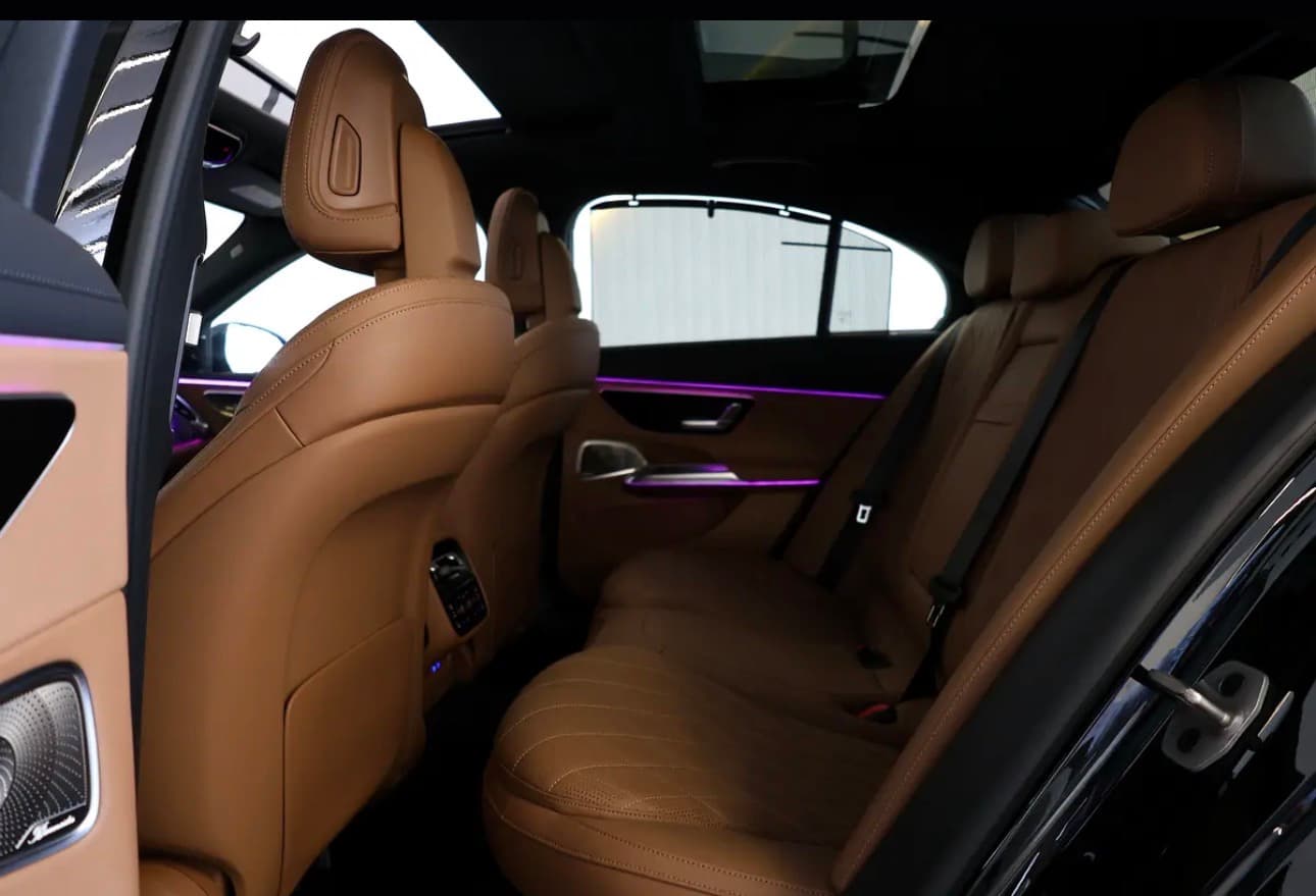 Brand new 2025 Mercedes-Benz E 300 - Thumbnail 16