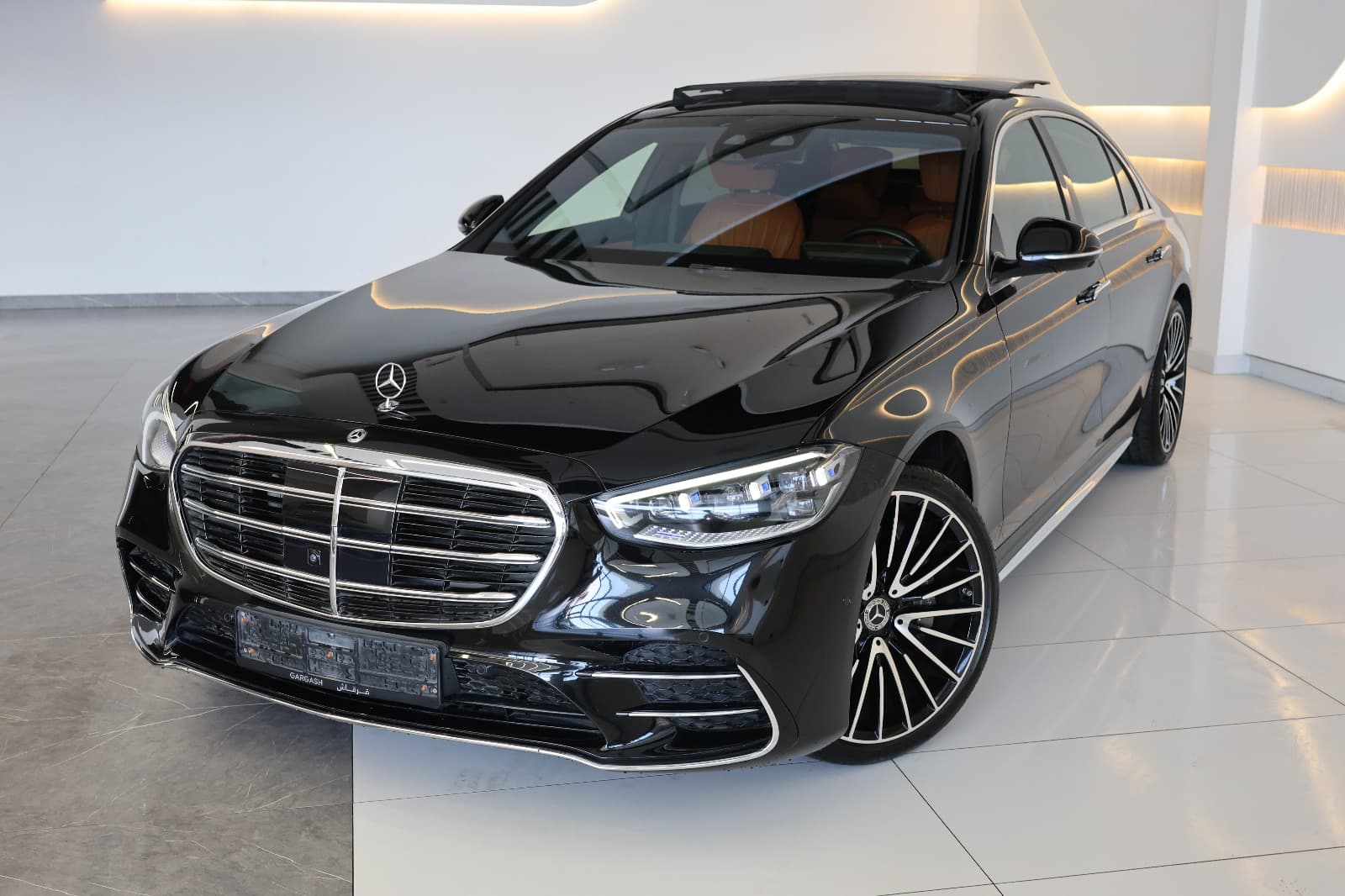 Mercedes- benz S500 4 matic-under warranty and service 