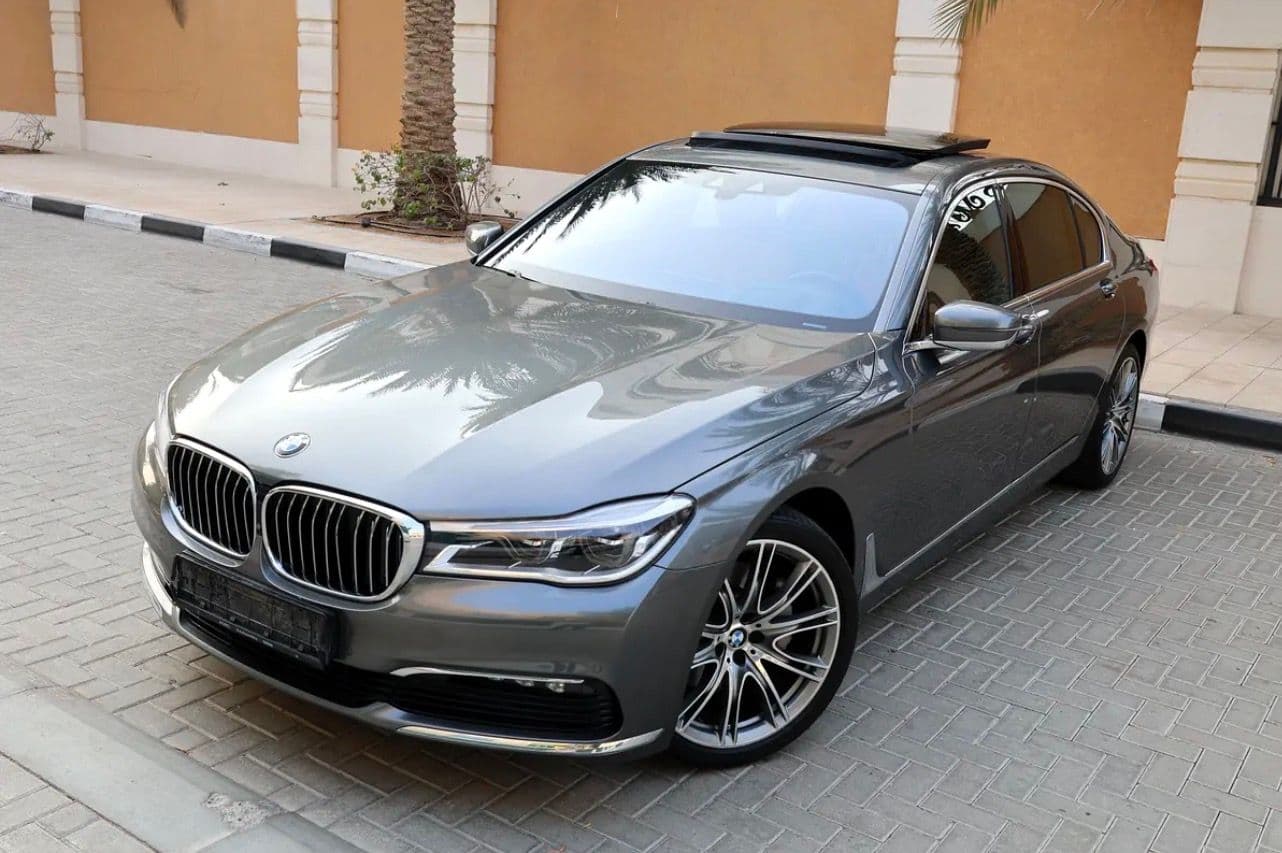 BMW 7 SERIES-730LI-2019 - Mileage 112000KM - Excellent Condition - GCC Specifications - Image 1