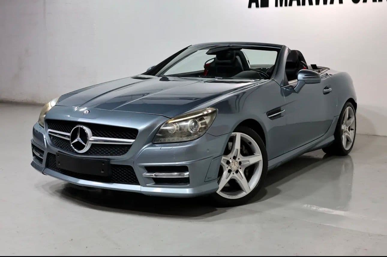 2012 Mercedes-Benz SLK 200 BlueEFFICIENCY -GCC specifications -Pristine condition - Image 1