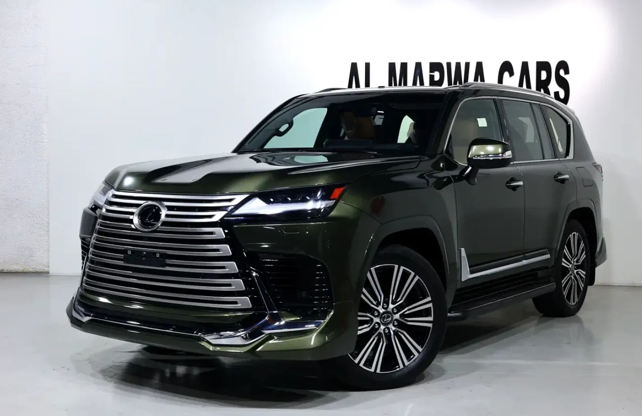 Brand new condition 2024 Lexus LX 600 Signature -GCC specifications-38000km - Image 1